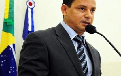 Com R$ 100 mil em caixa, Nilo é o candidato de TL que mais arrecadou recursos