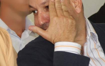 TJ dá liminar que suspende cargos comissionados